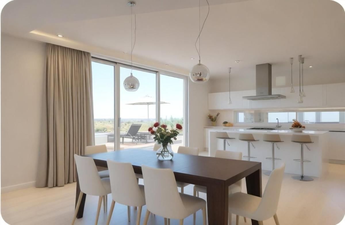 Beachfront Luxury Idania וילה