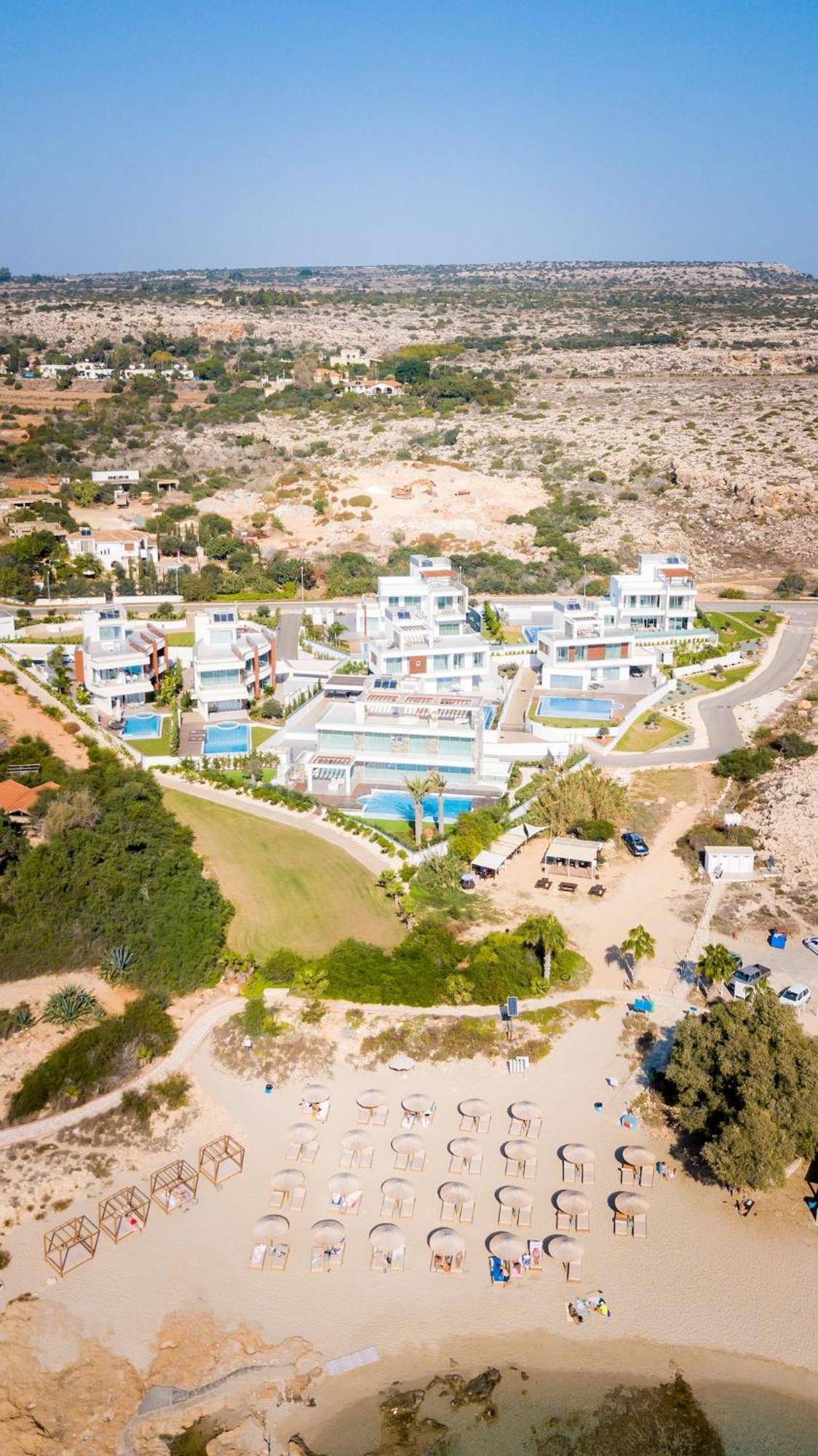 Beachfront Luxury Idania * Айя-Напа